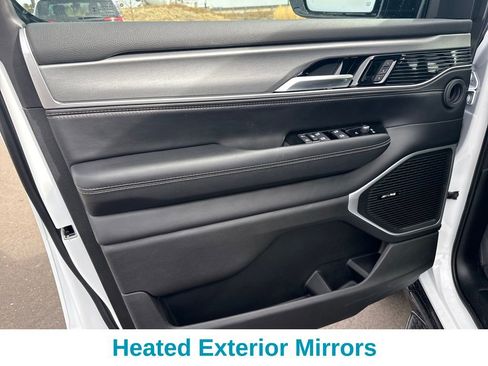 New 2026 Jeep Grand Wagoneer 4WD image 12