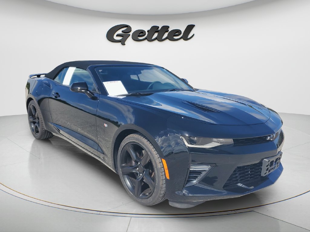 Used 2016 Chevrolet Camaro SS RWD image 3