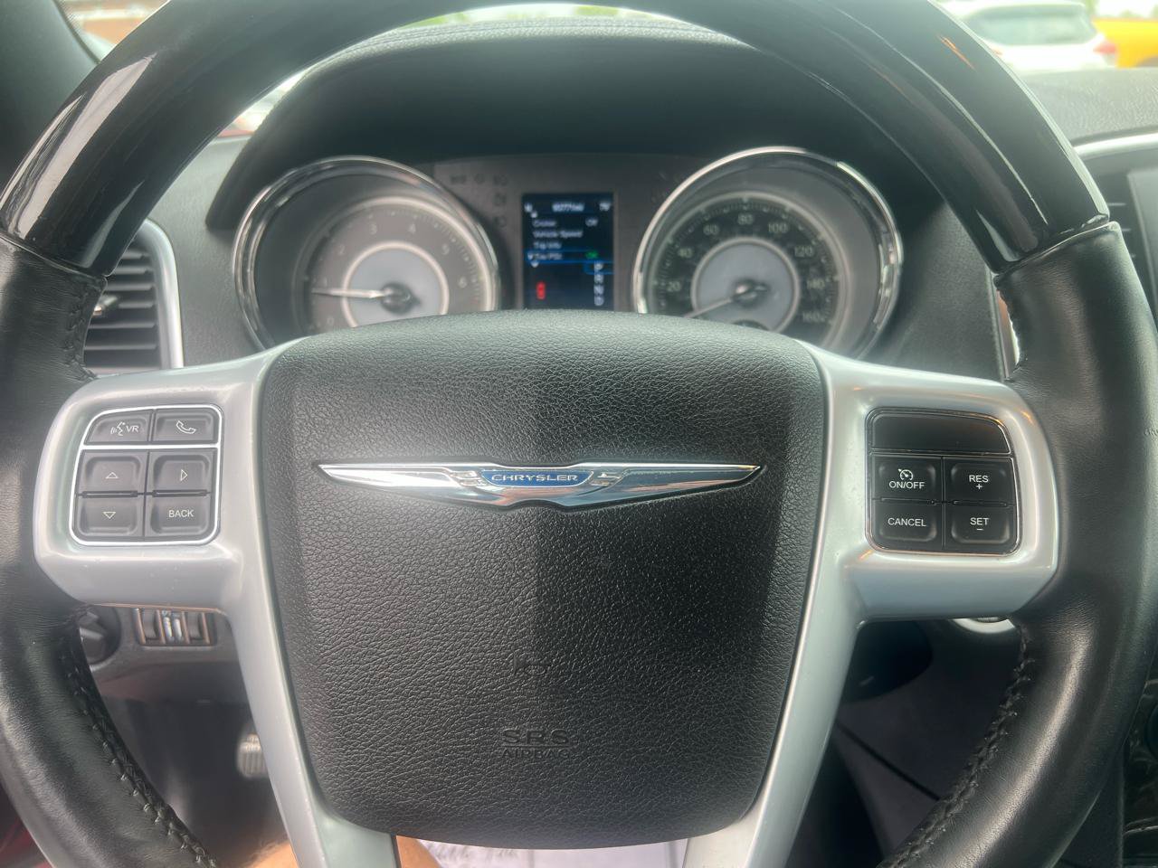 Used 2014 Chrysler 300 C RWD image 20