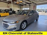 Used 2023 Chevrolet Malibu LT image 3