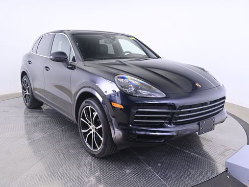 Certified 2020 Porsche Cayenne AWD/4WD image 9