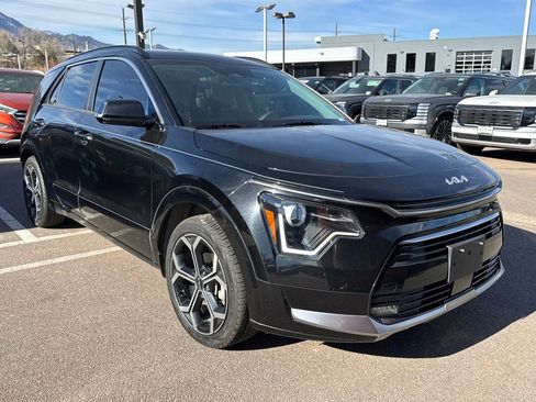 Used 2023 Kia Niro EX Touring image 19
