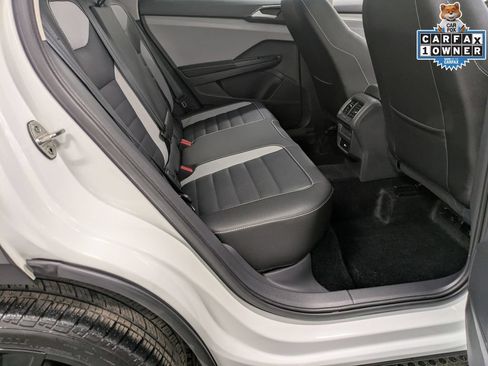 Used 2024 Volkswagen Taos SEL AWD/4WD image 29