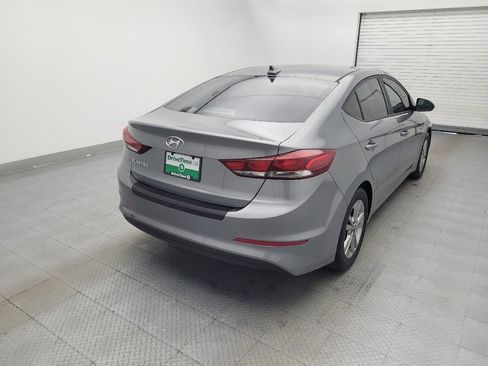 Used 2018 Hyundai Elantra Value Edition FWD image 9