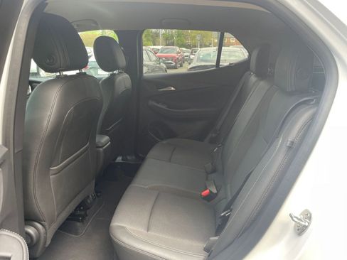 Used 2025 Buick Encore GX Preferred FWD image 24
