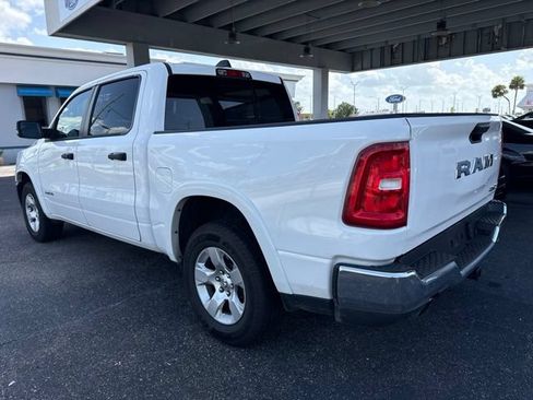 Used 2025 RAM 1500 Big Horn AWD/4WD image 2