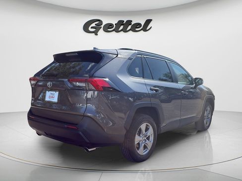 Used 2025 Toyota RAV4 XLE w/ Convenience Package FWD image 5