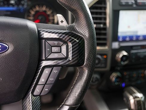 Used 2018 Ford F150 Raptor w/ Equipment Group 802A Luxury AWD/4WD image 16