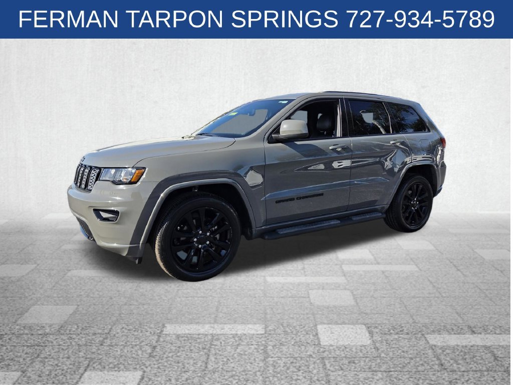 Used 2020 Jeep Grand Cherokee Altitude RWD image 4