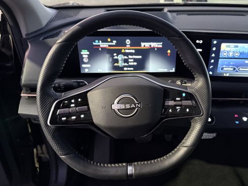 Used 2024 Nissan Ariya FWD image 12