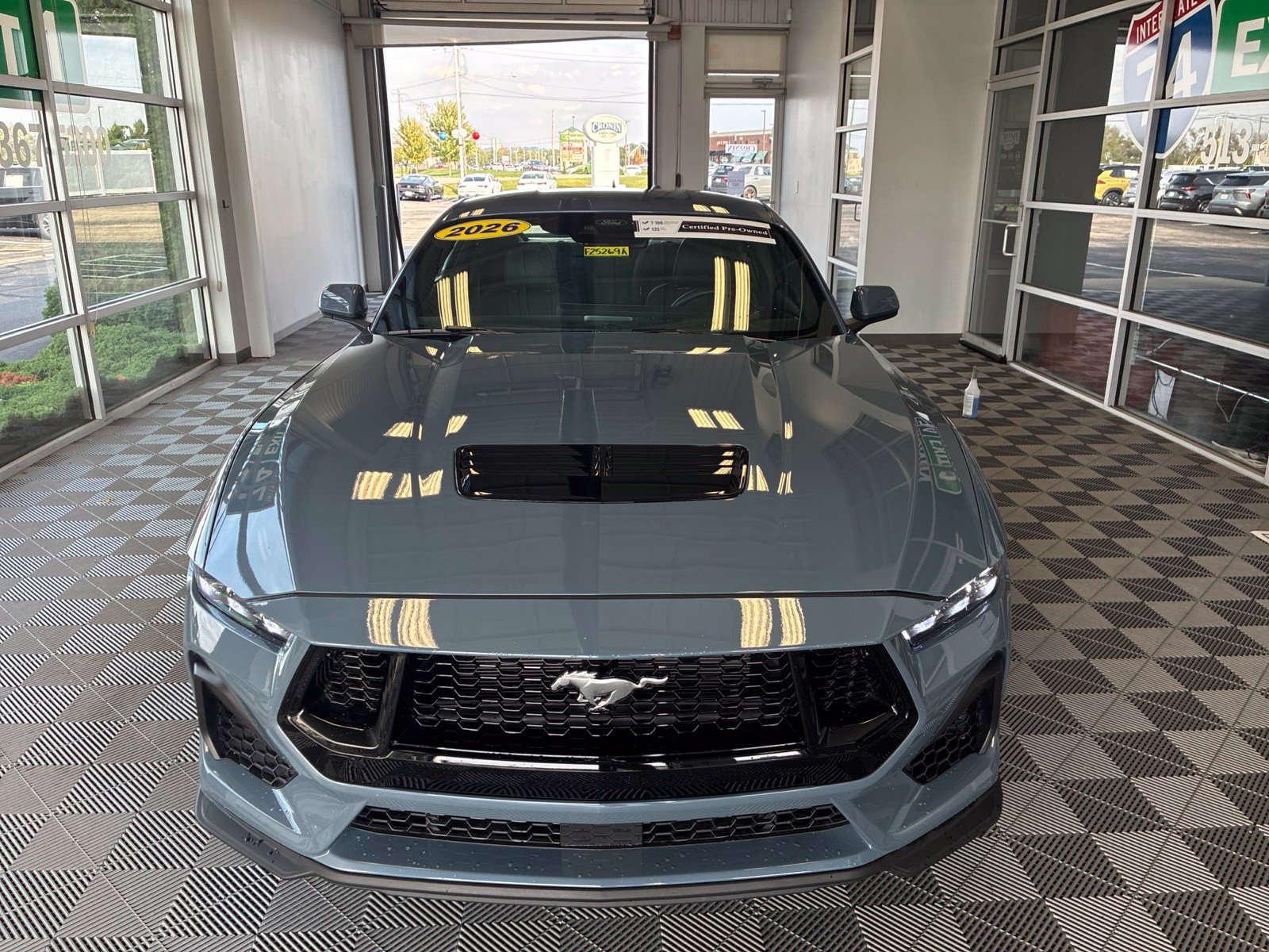Used 2025 Ford Mustang GT Premium w/ GT Performance Package RWD image 2