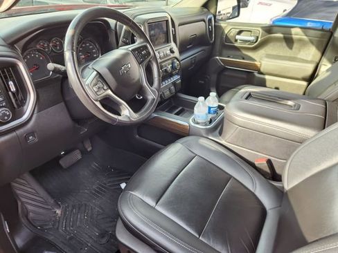 Used 2021 Chevrolet Silverado 1500 LT Trail Boss w/ Convenience Package II image 8