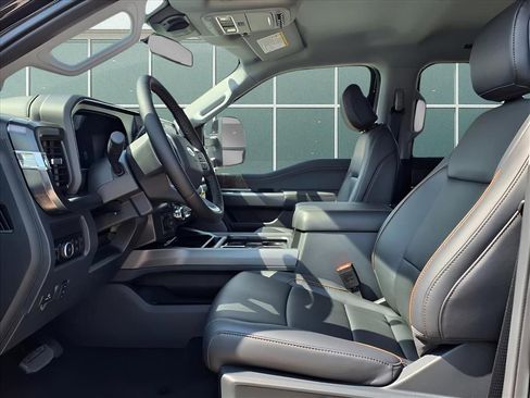 New 2026 Ford F250 Lariat w/ Black Appearance Package image 20