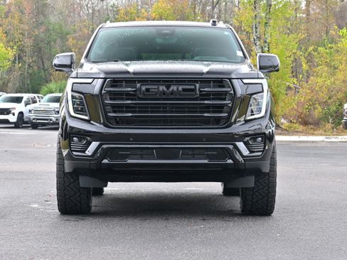 Used 2025 GMC Yukon Elevation w/ Elevation Premium Package image 32