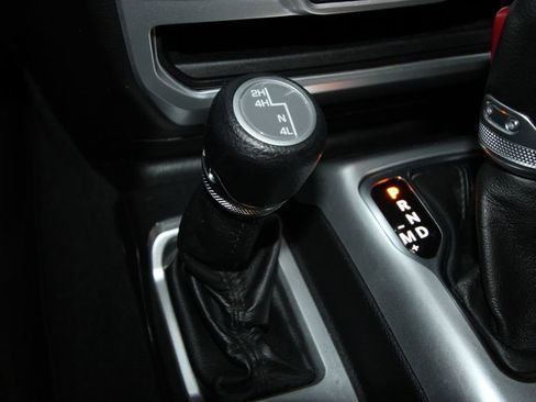 Used 2021 Jeep Wrangler Sport S image 16