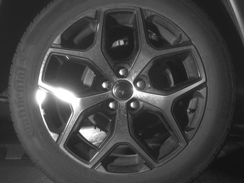 Used 2025 Jeep Compass Limited image 15