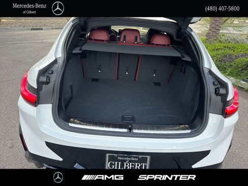 Used 2025 BMW X4 xDrive30i w/ Premium Package image 6