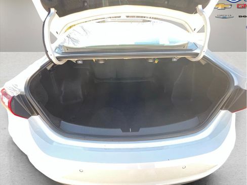 Used 2024 Chevrolet Malibu LT FWD image 37