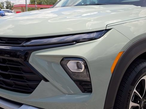 New 2026 Chevrolet TrailBlazer LT w/ LPO, Blackout Package AWD/4WD image 9