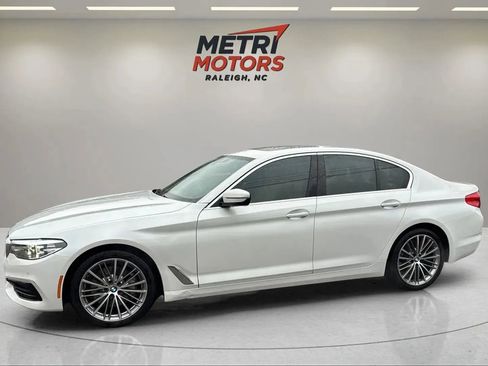 Used 2019 BMW 530i w/ Convenience Package image 8