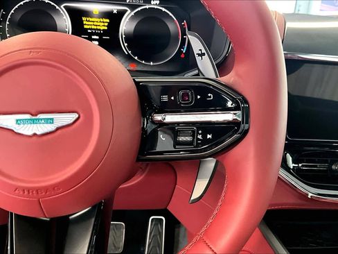 Used 2026 Aston Martin DBX 707 image 25