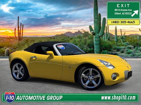 Used 2009 Pontiac Solstice Convertible w/ Premium Package image 1
