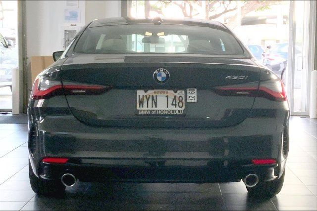 Used 2024 BMW 430i Coupe w/ Premium Package RWD image 4