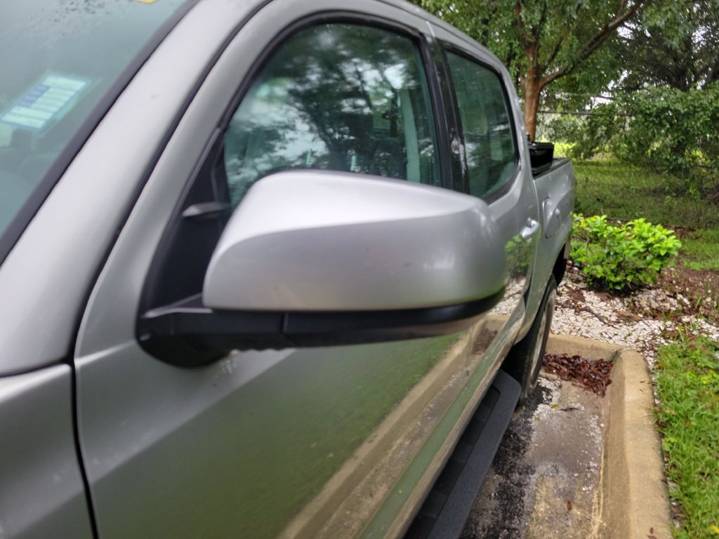 Used 2016 Toyota Tacoma SR w/ Towing Package AWD/4WD image 5