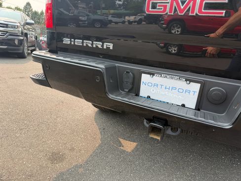 Used 2014 GMC Sierra 1500 Denali w/ Driver Alert Package AWD/4WD image 26
