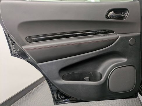 Used 2025 Dodge Durango GT image 21