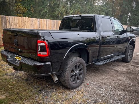 Used 2019 RAM 2500 Laramie image 12