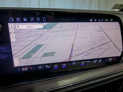 New 2026 Chevrolet Suburban Premier image 19