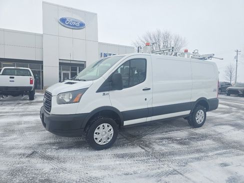 Used 2017 Ford Transit 250 130 Low Roof image 2