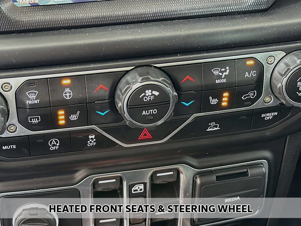 Used 2021 Jeep Wrangler Unlimited Sahara w/ Uconnect 4C Nav & Sound Group AWD/4WD image 6