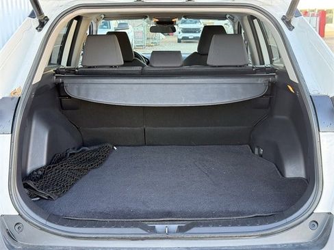 Used 2021 Toyota RAV4 XLE image 33
