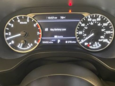 Used 2024 Nissan Rogue SV AWD/4WD image 17