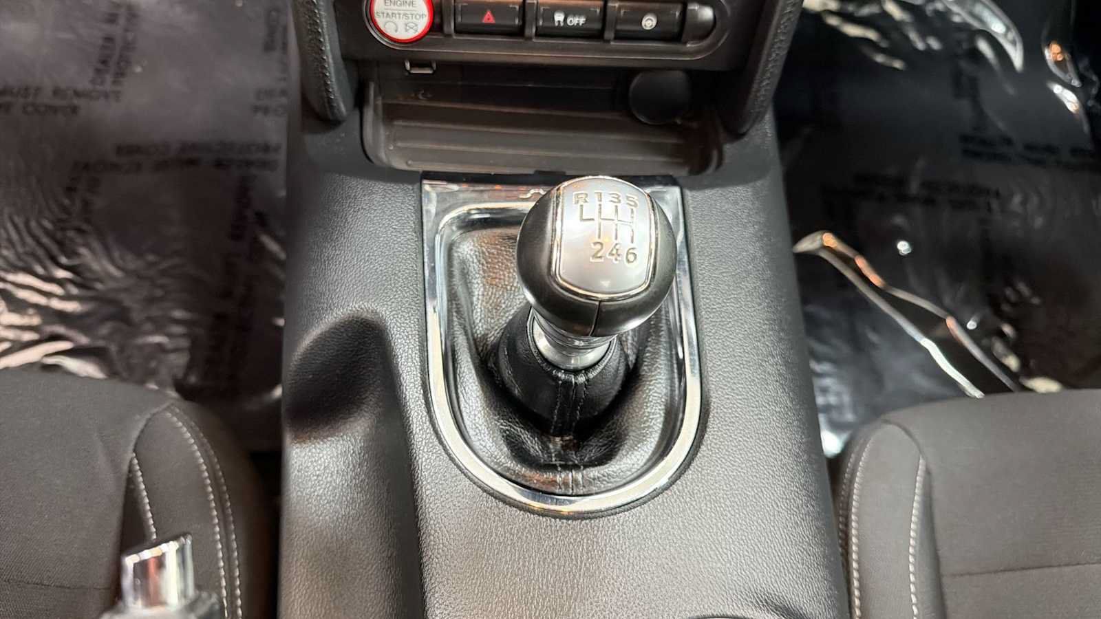 Used 2016 Ford Mustang Coupe RWD image 21