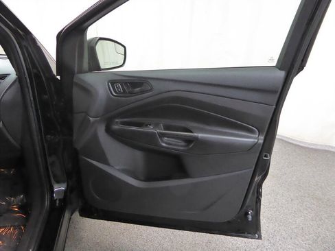 Used 2018 Ford Escape S image 25