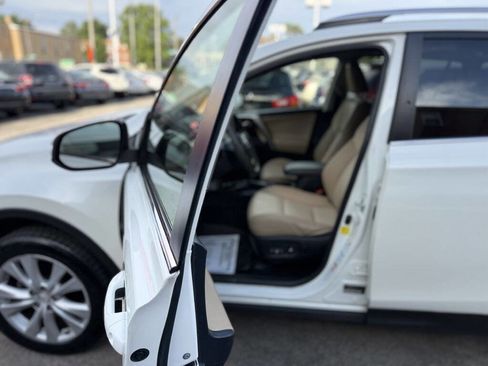 Used 2014 Toyota RAV4 Limited AWD/4WD image 11