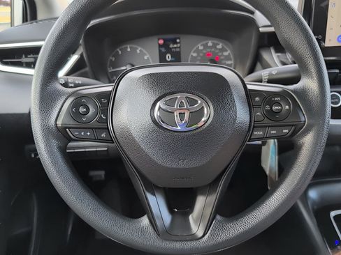 Used 2023 Toyota Corolla LE image 15
