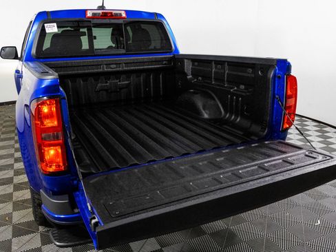 Used 2018 Chevrolet Colorado Z71 image 34