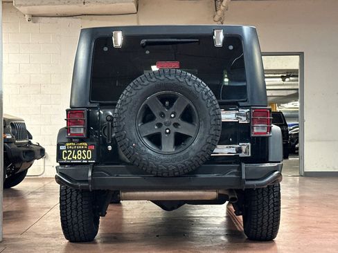 Used 2016 Jeep Wrangler Unlimited Sport w/ Quick Order Package 24S image 4