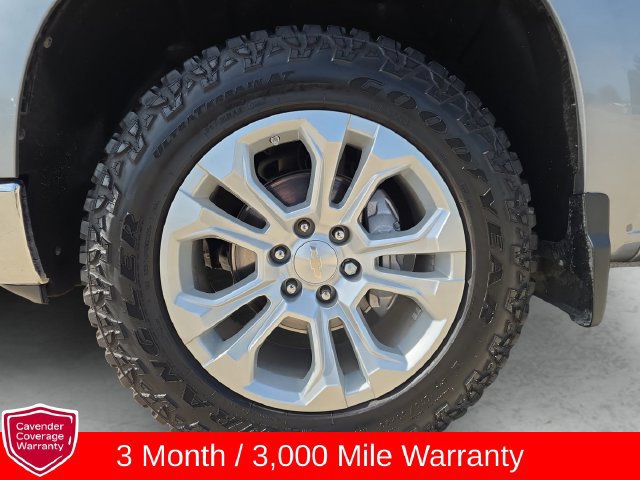 Used 2023 Chevrolet Silverado 1500 LTZ AWD/4WD image 23