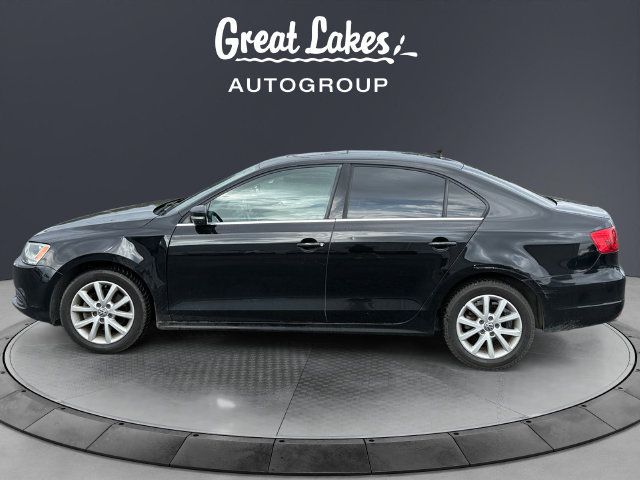 Used 2013 Volkswagen Jetta SE FWD image 2