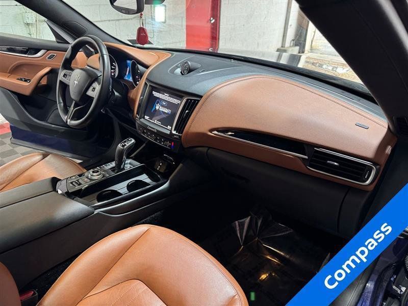Used 2019 Maserati Levante AWD/4WD image 14