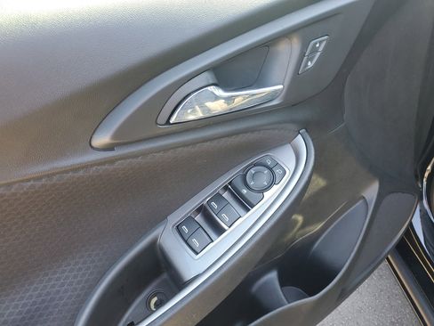 Used 2019 Chevrolet Malibu RS w/ LPO, Convenience Package 1 FWD image 9