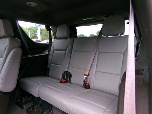 Used 2021 Chevrolet Tahoe Z71 image 12