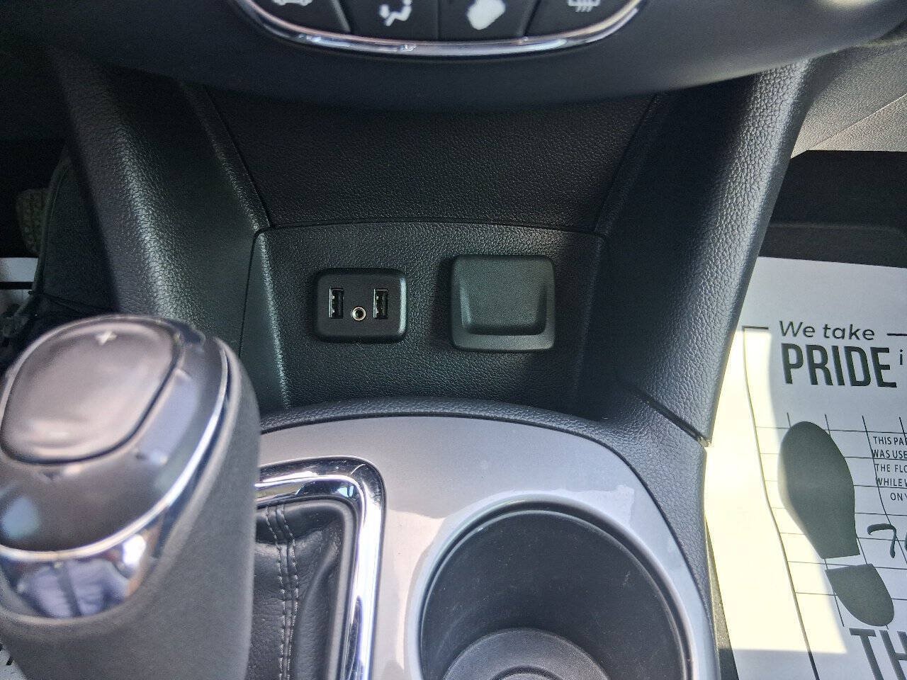 Used 2019 Chevrolet Cruze LS w/ LS Convenience Package FWD image 25