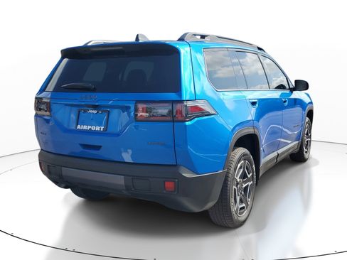 New 2026 Jeep Cherokee Laredo AWD/4WD image 4