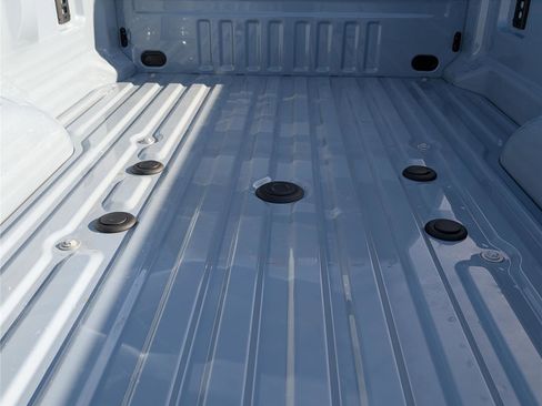 Used 2026 Ford F450 Lariat w/ FX4 Off-Road Package image 13